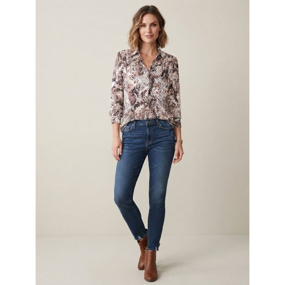Ellen  Tracy Womens Long Sleeve Blouse Size Medium Animal Print